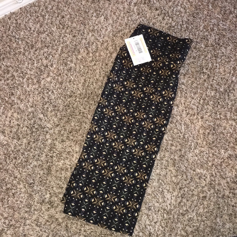 Lularoe Cassie skirt